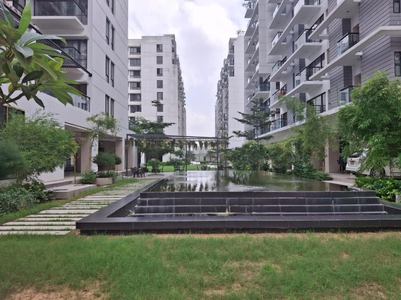 Elegant Secured Family Apartment With Open Space Dhaka Exterior foto