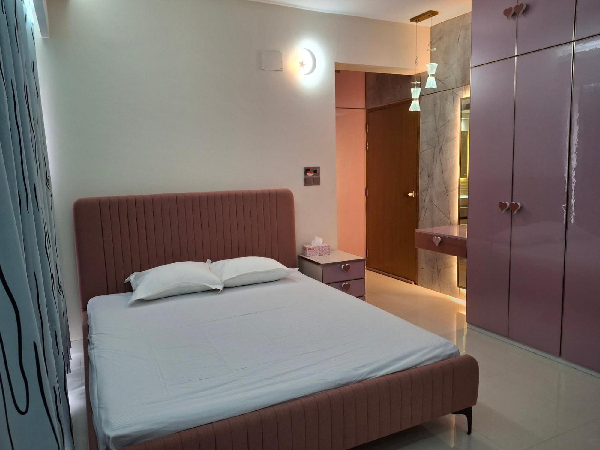 Elegant Secured Family Apartment With Open Space Dhaka Exterior foto